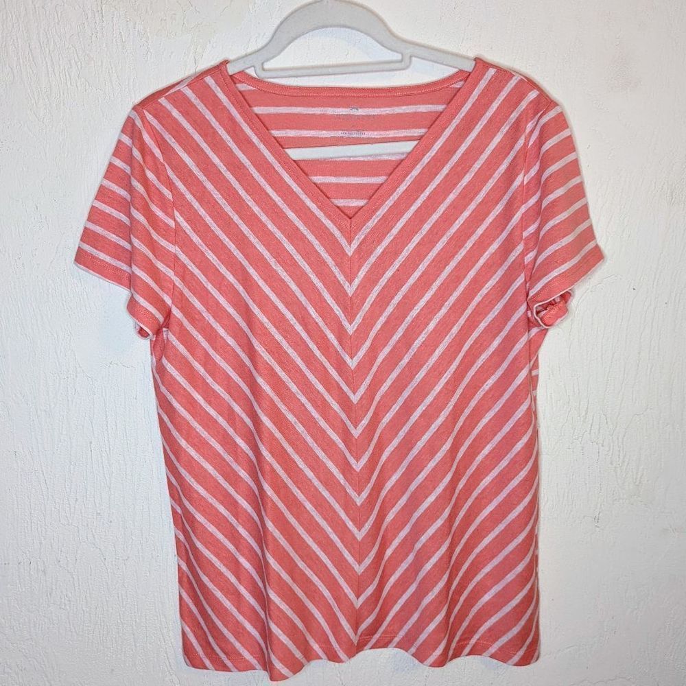 Talbots Chevron V Neck Top Size Medium